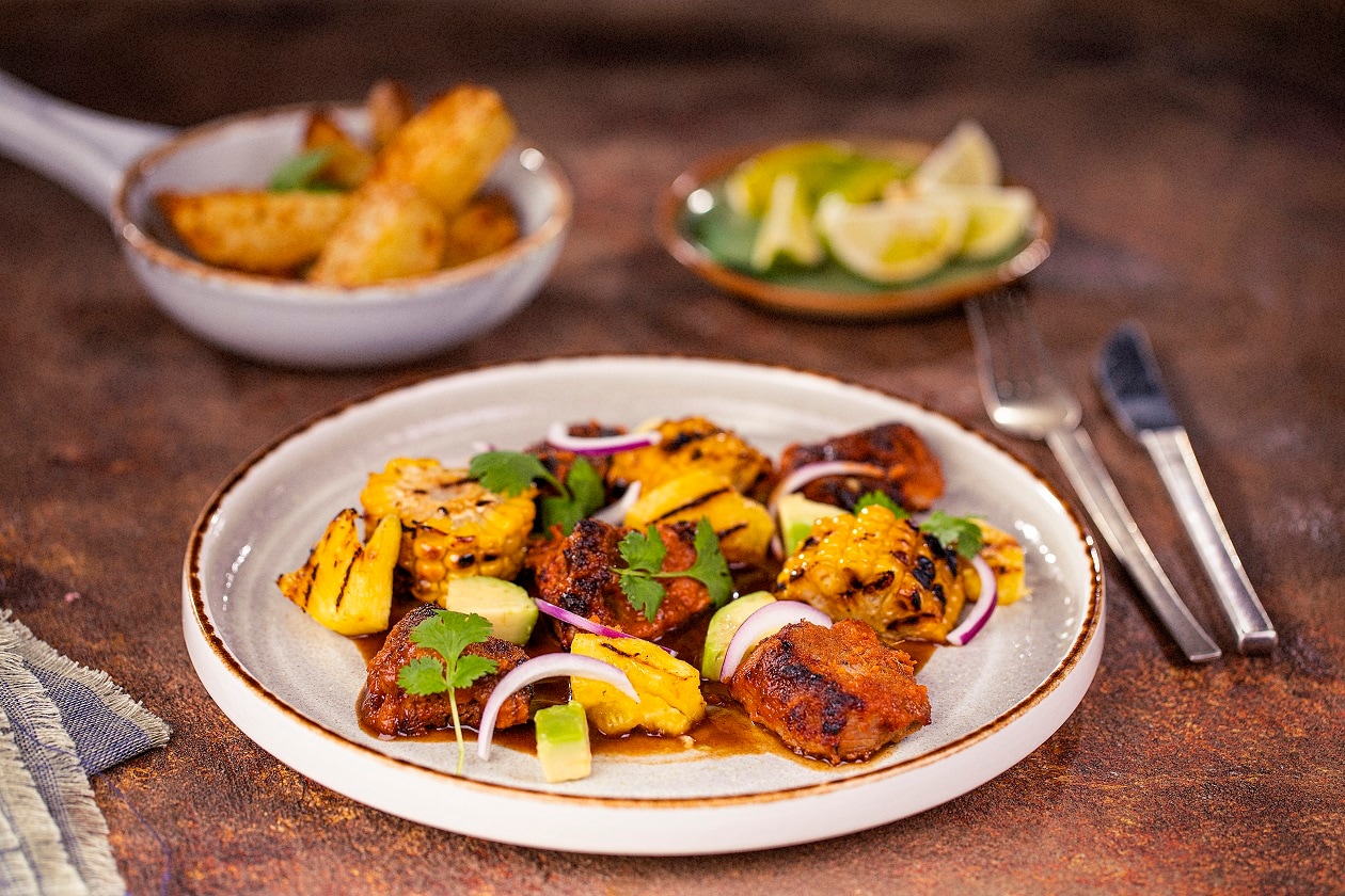 Aromatyczna wieprzowina al pastor z pieczonymi ziemniakami